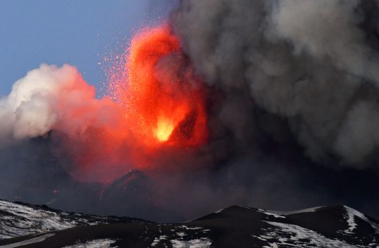 vulkan, Etna, Italija, erupcija