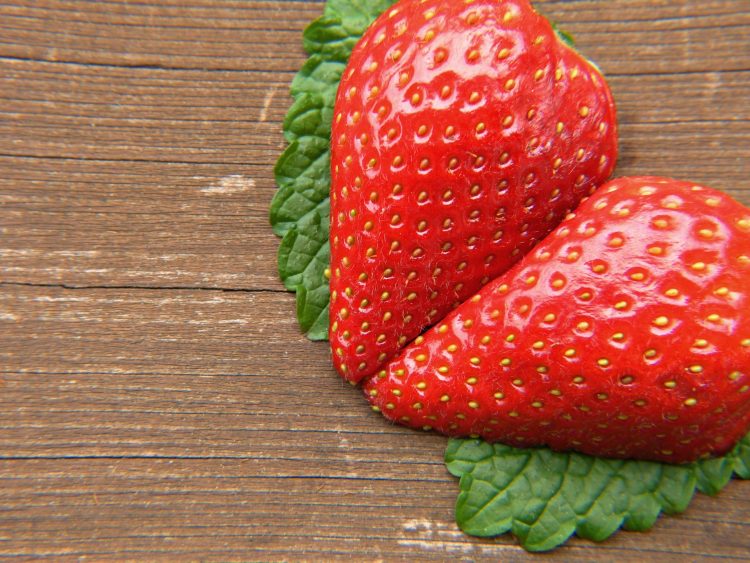 strawberry, jagoda, srce, ljubav, voće, povrće, hrana, jagode,