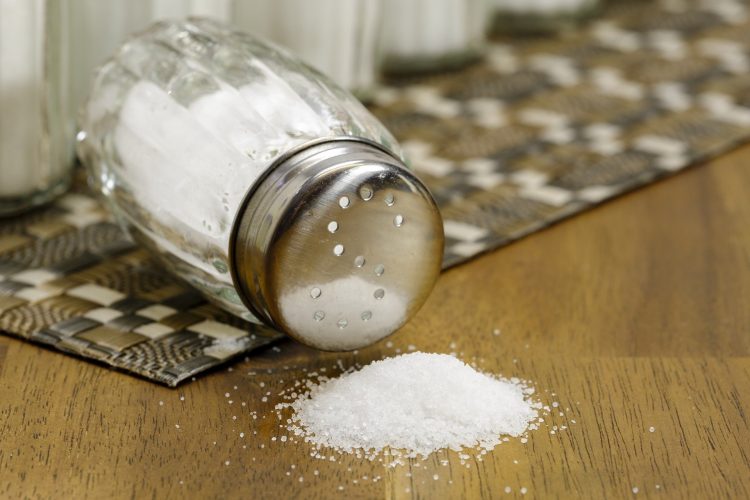 sol, solnica, začini, kuhinjska sol
