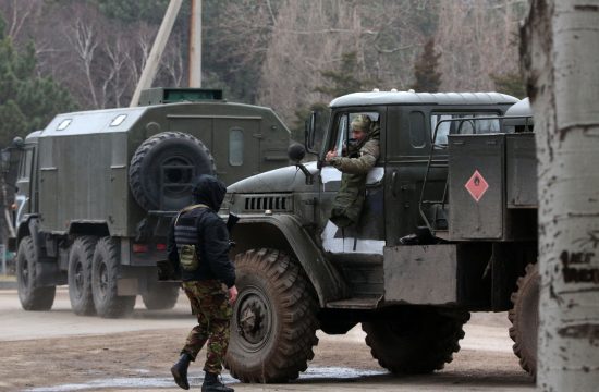 Ruska vojska, ruski vojnici, vojni konvoj, tenk, vojni kamion