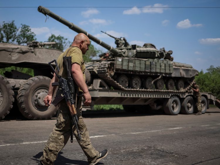 ukrajinska vojska, ukrajinski tenk, ukrajinske trupe