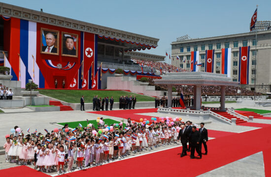 FOTO / Pogledajte kako je Putin dočekan u Sjevernoj Koreji