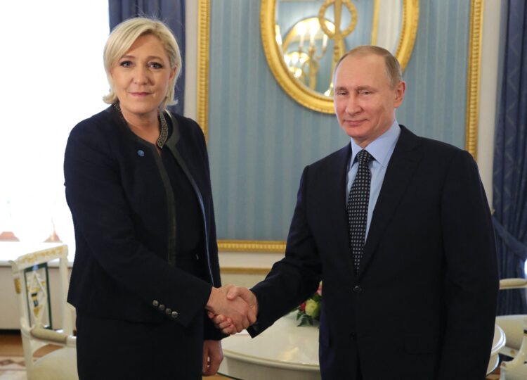 Marine Le Pen i Vladimir Putin