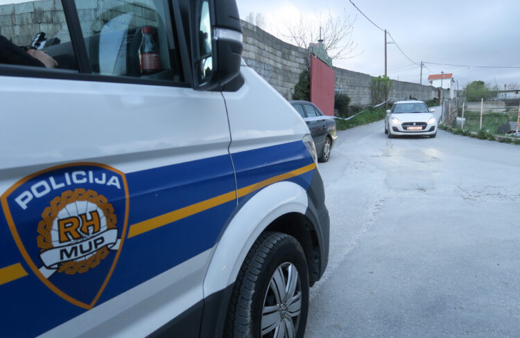 Užas u Splitu: Više od dvije godine silovao dijete i maltretirao izvanbračnu suprugu.