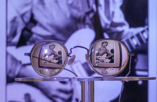 Naočale Johna Lennona na dražbi
