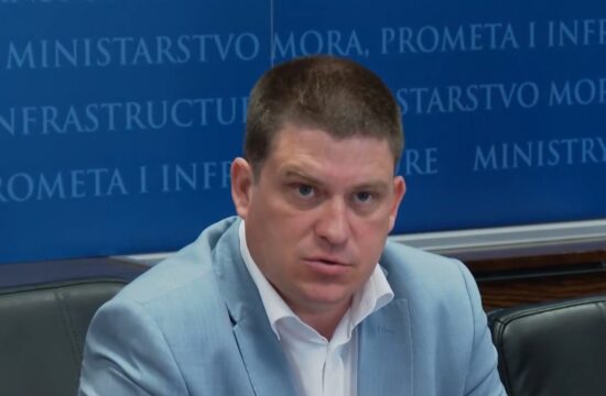 Oleg Butković daje izjavu za medije