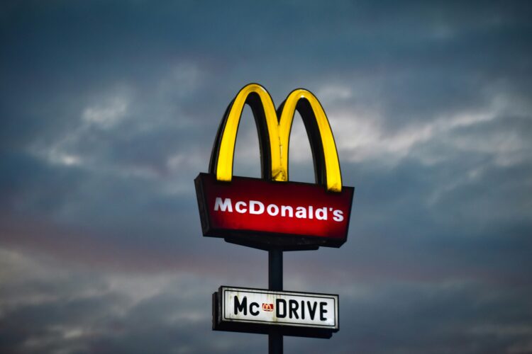 Prihod McDonald'sa stagnirao u drugom tromjesečju.