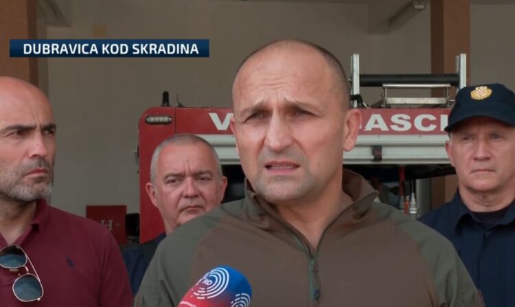 Anušić: Predsjednik je otkazao vojnu vježbu, nema obrazloženja.