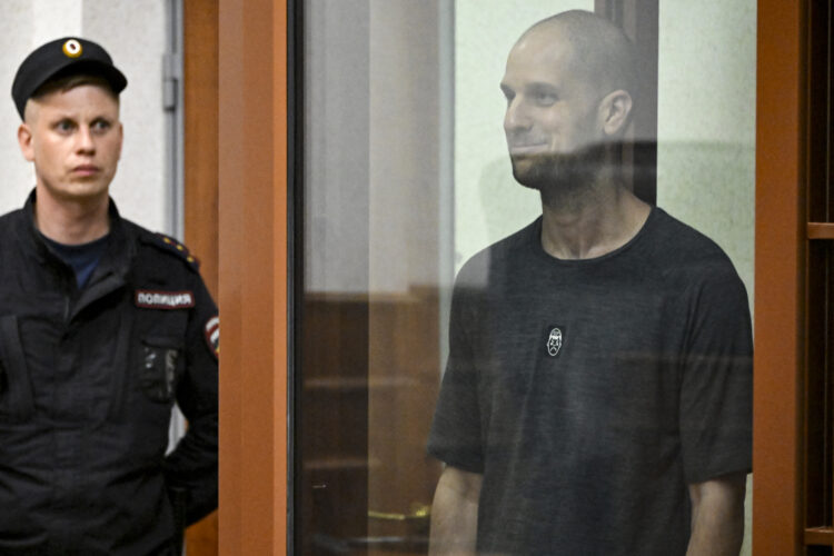 Rusija oslobađa novinara Gershkovicha u velikoj razmjeni zatvorenika