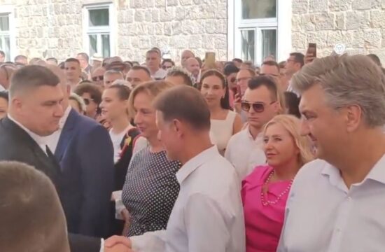 Susret Milanovića i Plenkovića u Sinju prošao bez pozdrava.