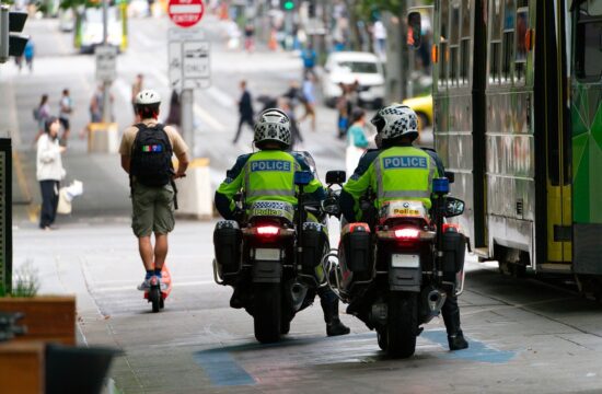 australska policija na motoru