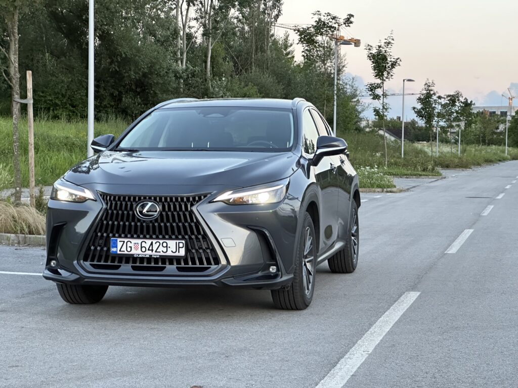 Test: Lexus NX