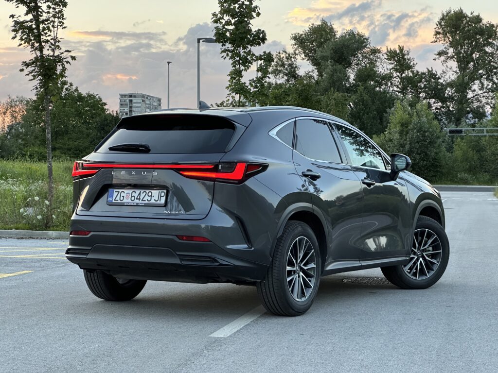 Test: Lexus NX