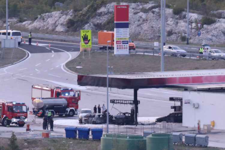 Liječnici o ozlijeđenima u požaru na benzinskoj: "Mlađi muškarac teško opečen, borimo mu se za život"