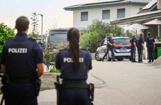 Austrijska policija na terenu