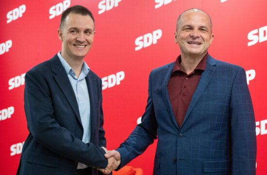 kandidati za predsjednika SDP-a Siniša Hajdaš Dončić i Zoran Paunović