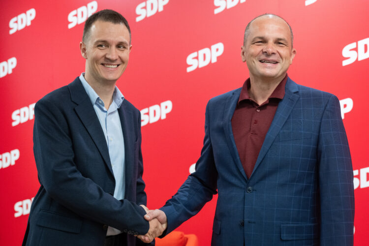 kandidati za predsjednika SDP-a Siniša Hajdaš Dončić i Zoran Paunović