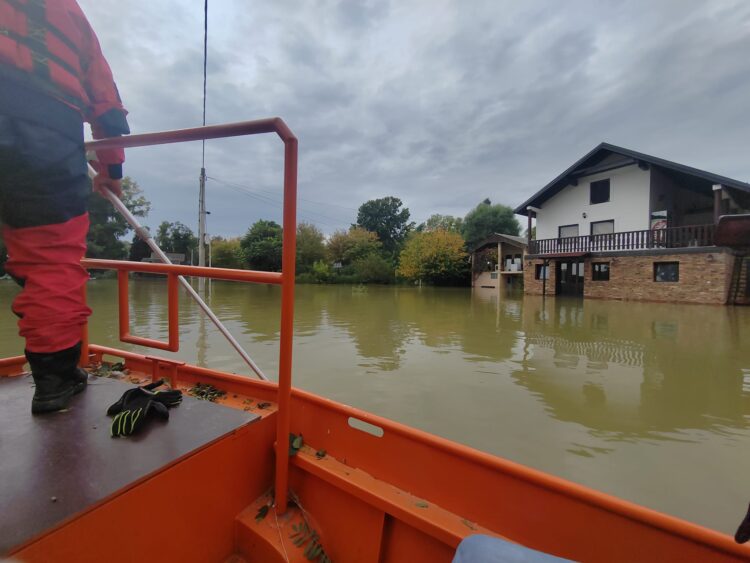 Poplavljene kuće u Zelenom otoku