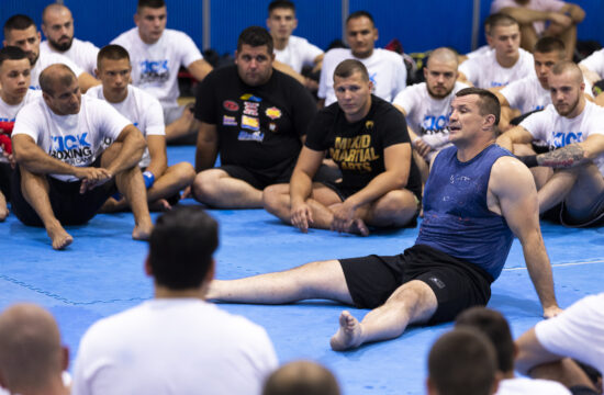 Mirko Filipović održao predavanje i trening na ljetnom kickboxing kampu u Splitu