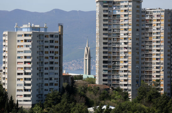 stambeni neboderi u Rijeci