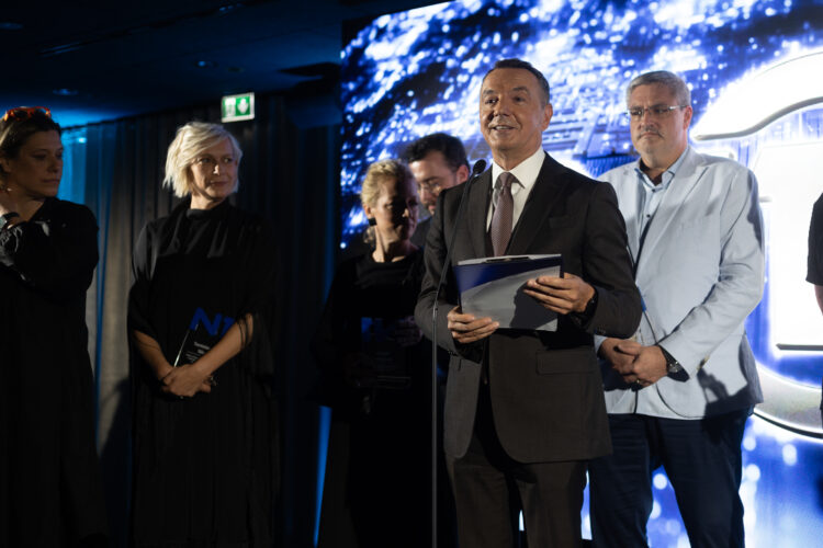 10 godina N1, Tihomir Ladišić, Family foto