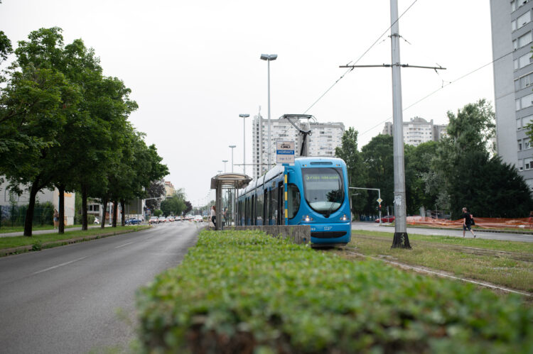 Horvaćanska cesta i tramvaj