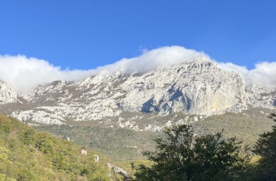 velebit, planina, planinski vrh, oblaci, nebo