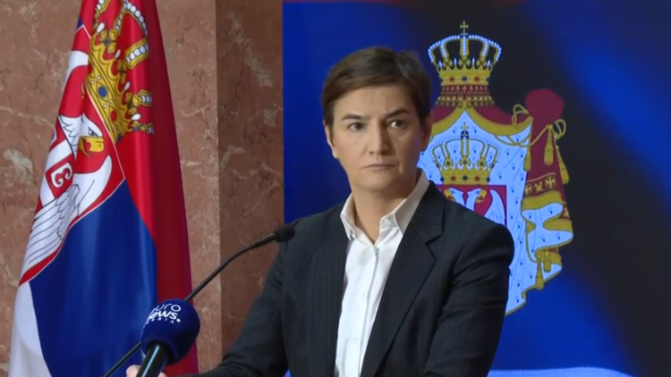 ana brnabić za govornicom