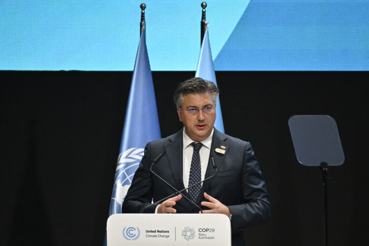 Andrej Plenković za govornicom na COP29