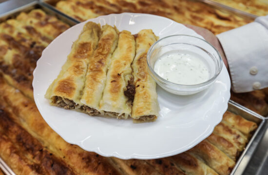 Burek s mesom