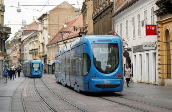 ZET-ov tramvaj broj 12