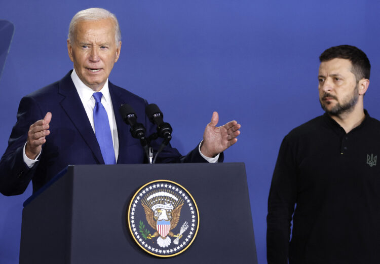 Joe Biden, Volodimir Zelenski