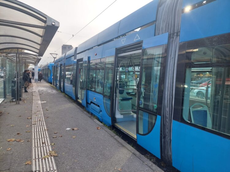 zastoj tramvaja u zagrebu