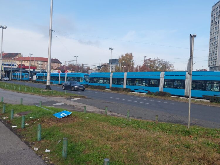 zastoj tramvaja u zagrebu