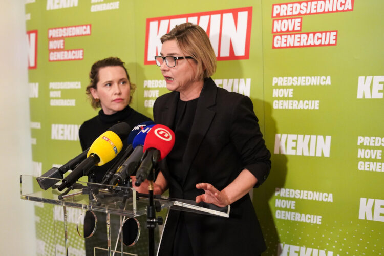 sandra benčić na konferenciji za medije