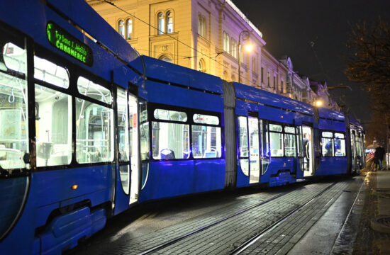 Tramvaj izletio iz tračnica