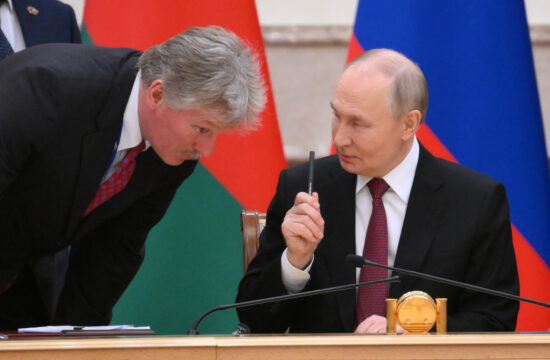 Dmitrij Peskov i Vladimir Putin