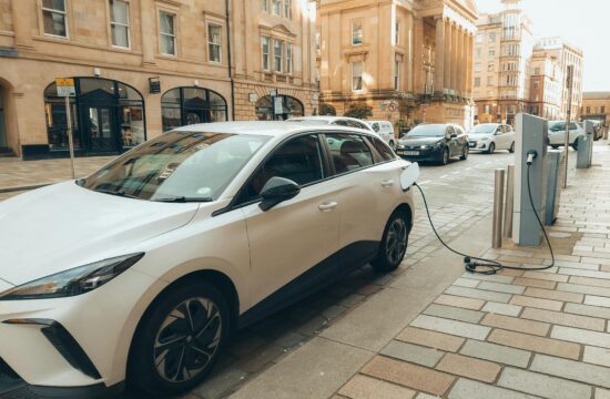 Punjenje električnog automobila