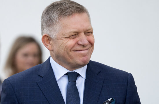 robert fico s osmijehom na licu